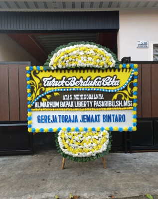 Papan Bunga Duka di Antasan Besar
